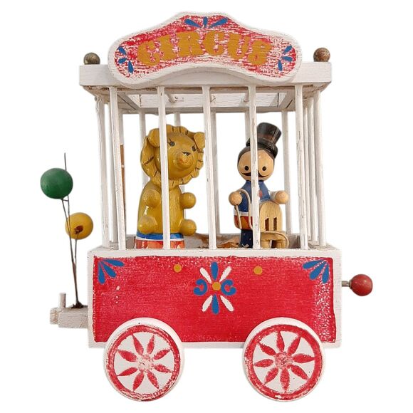 Enesco Other - Vintage Enesco Wood CIRCUS Train Lion And Tamer Toy Figurine 1980 Music Box